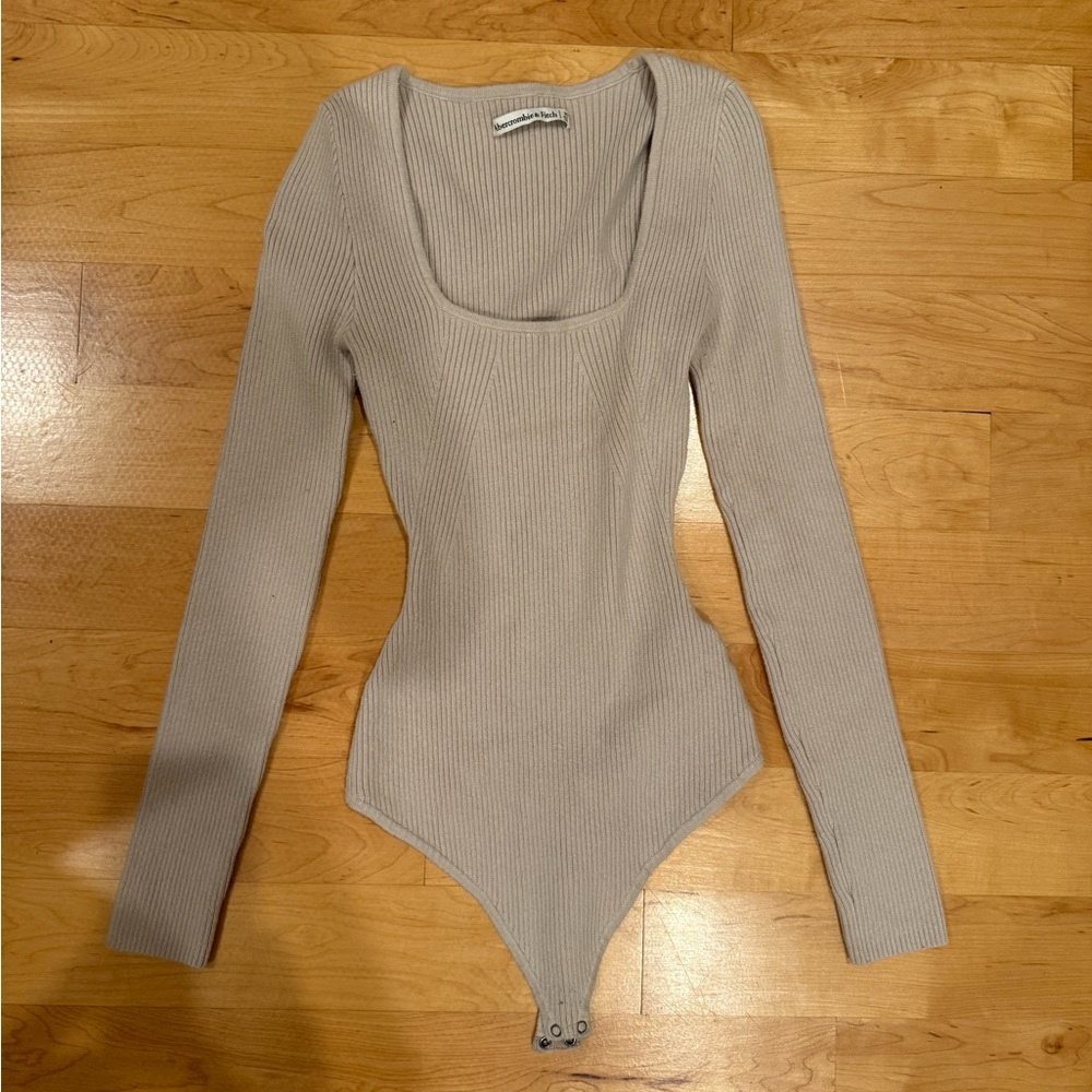 Abercrombie long sleeve tan bodysuit